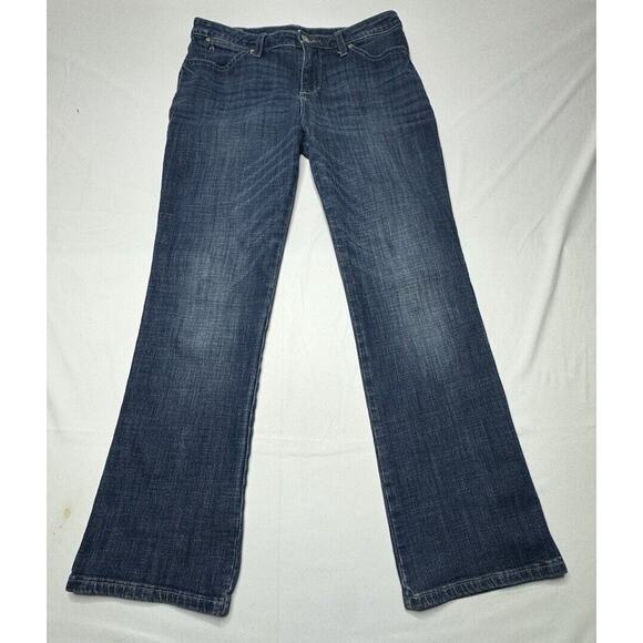 Aura by Wrangler Women's Straight Leg Rhinestone Denim Jeans - Size 30x29.5 - Picture 1 of 7